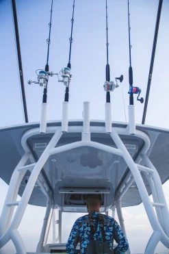 Temple Fork Outfitters Seahunter Casting Rods -Daiwa Store Seahunter Carousel Lifestlye 2